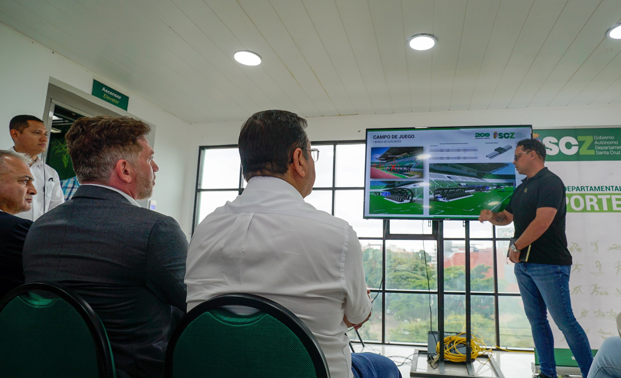 Gobierno inspecciona obras del estadio Tahuichi rumbo a la final de la Sudamericana 2025