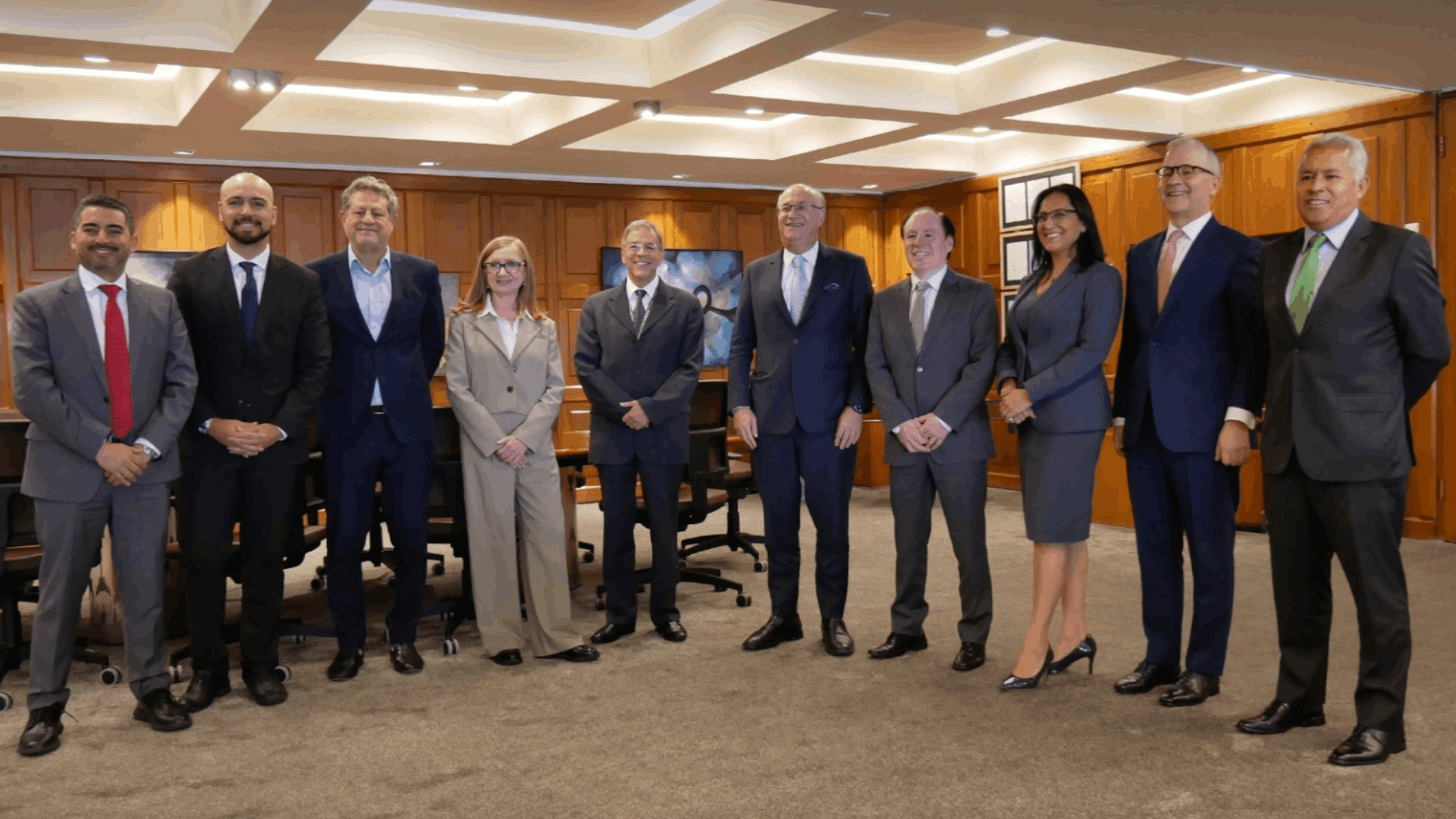 BCB recibe al presidente del BID en una visita que fortalece el relacionamiento institucional