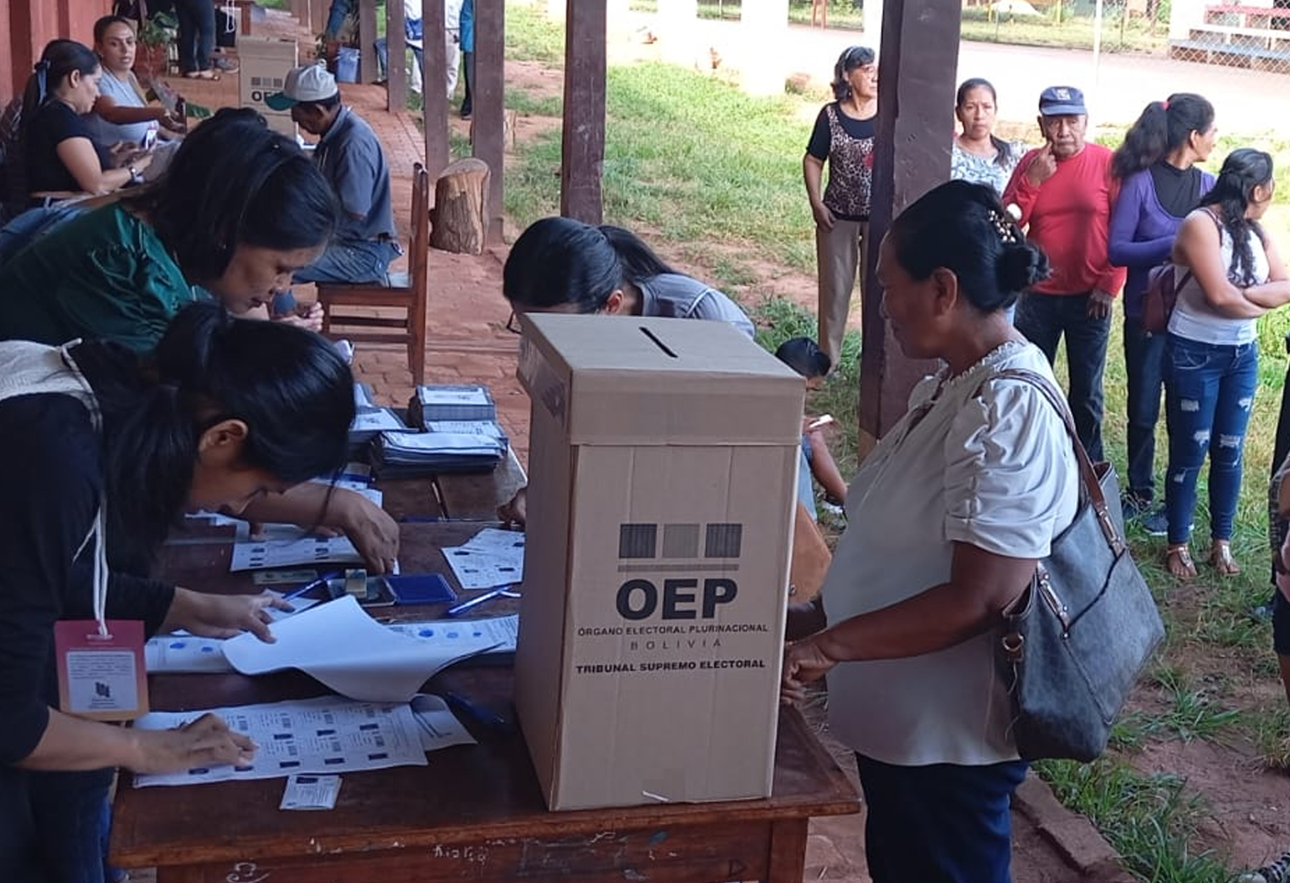 TSE PREPARA INÉDITA SEGUNDA VUELTA EN CINCO DEPARTAMENTOS