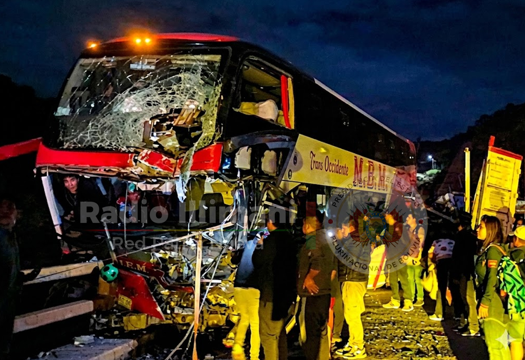 TRAGEDIA EN PAROTANI: CHOQUE FRONTAL DEJA DOS MUERTOS Y VARIOS HERIDOS
