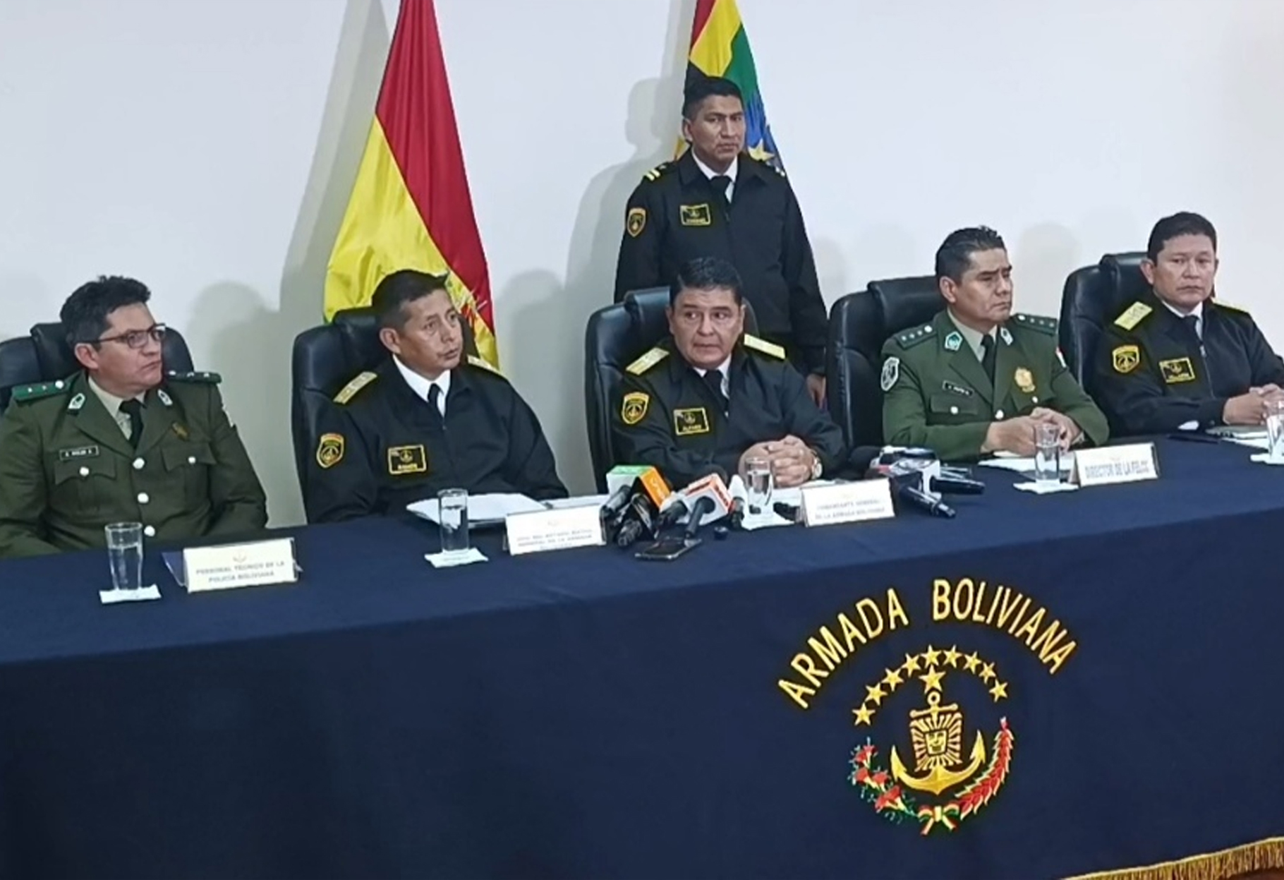 RECUPERAN PARTE DE ARMAMENTO ROBADO EN CHUA COCANI TRAS OPERATIVO NACIONAL