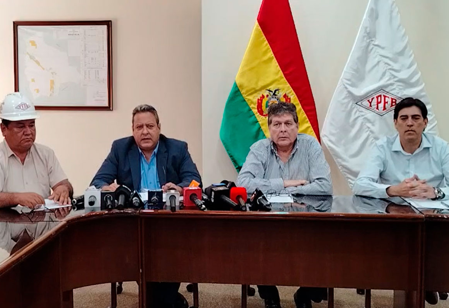 “YPFB SE FORTALECE, NO SE PRIVATIZA”: GOBIERNO DESCARTA RUMORES Y ANUNCIA REFORMAS