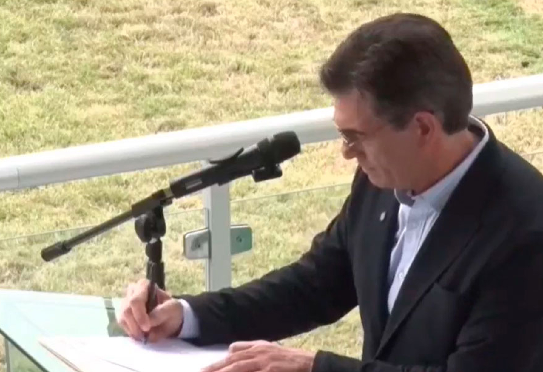 PAZ IMPULSA AL AGRO CON DOS LEYES CLAVE EN AGROPECRUZ 2026