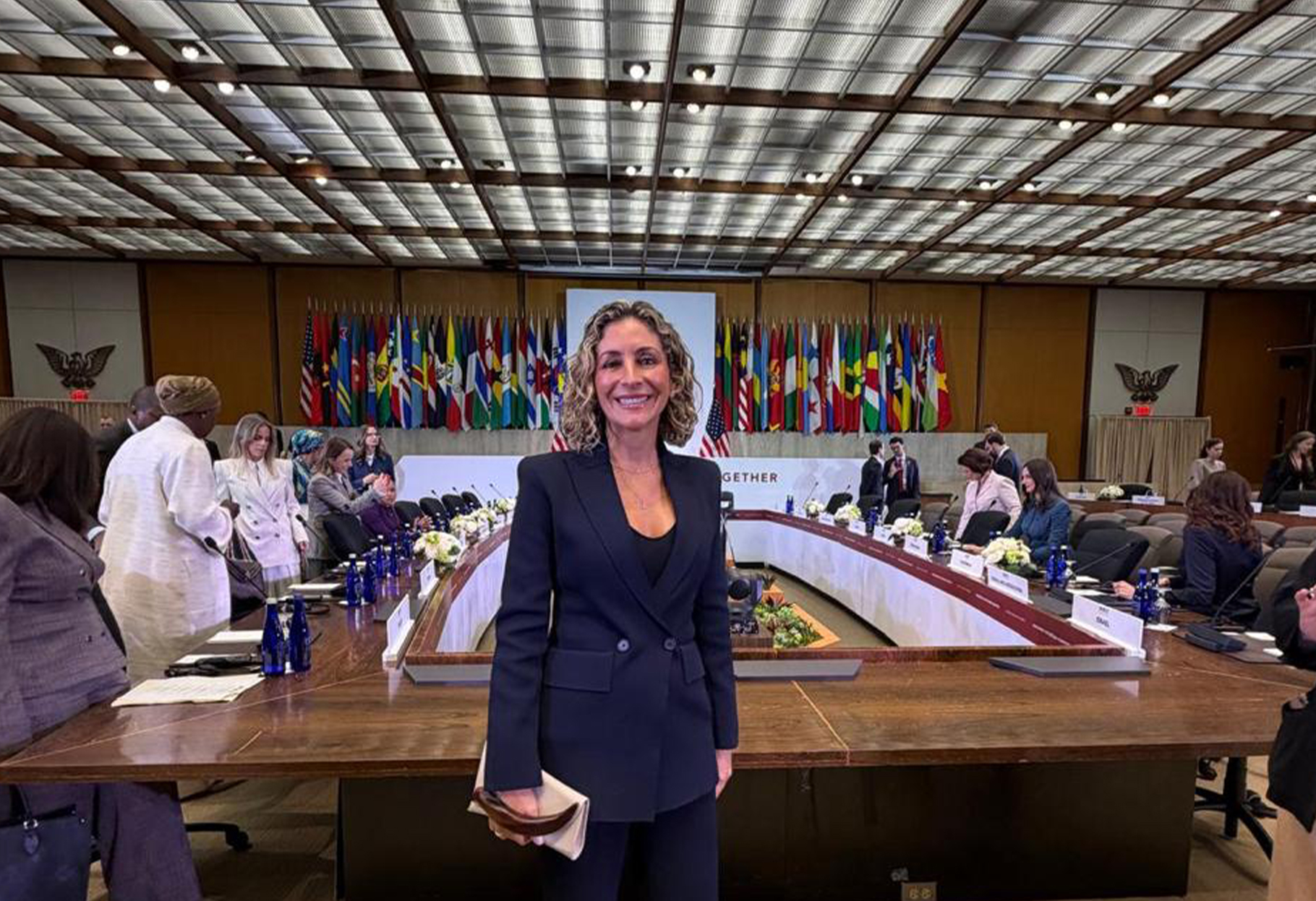 PRIMERA DAMA DE BOLIVIA EN WASHINGTON: CERRAR LA BRECHA DIGITAL ES CUESTIÓN DE DIGNIDAD